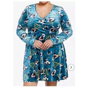Hot Topic Harry Potter Velvet Dress Deathly Hallows‎ Floral 4X